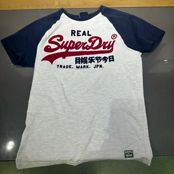 Men’s Superdry T-shirt EUC - Picture 1 of 3